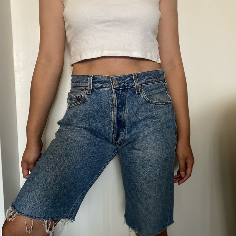 Vintage 501 Levi’s medium denim Bermuda shorts